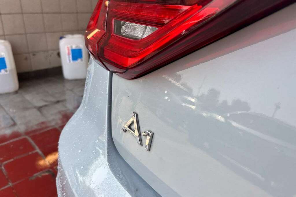 Audi A1 Sport White #11