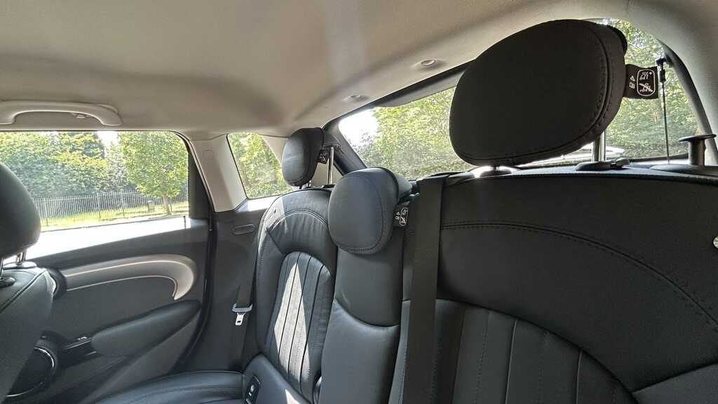 Mini Hatch 1.5 Cooper Exclusive II Silver #12