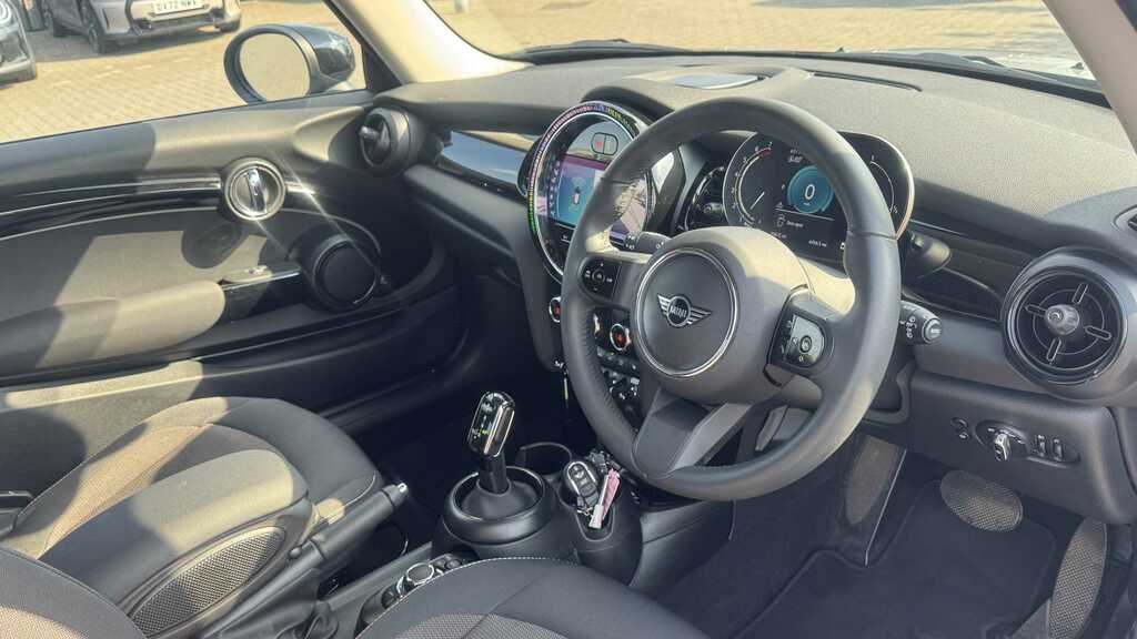 Mini Hatch 1.5 Cooper Classic 2023 Silver #4