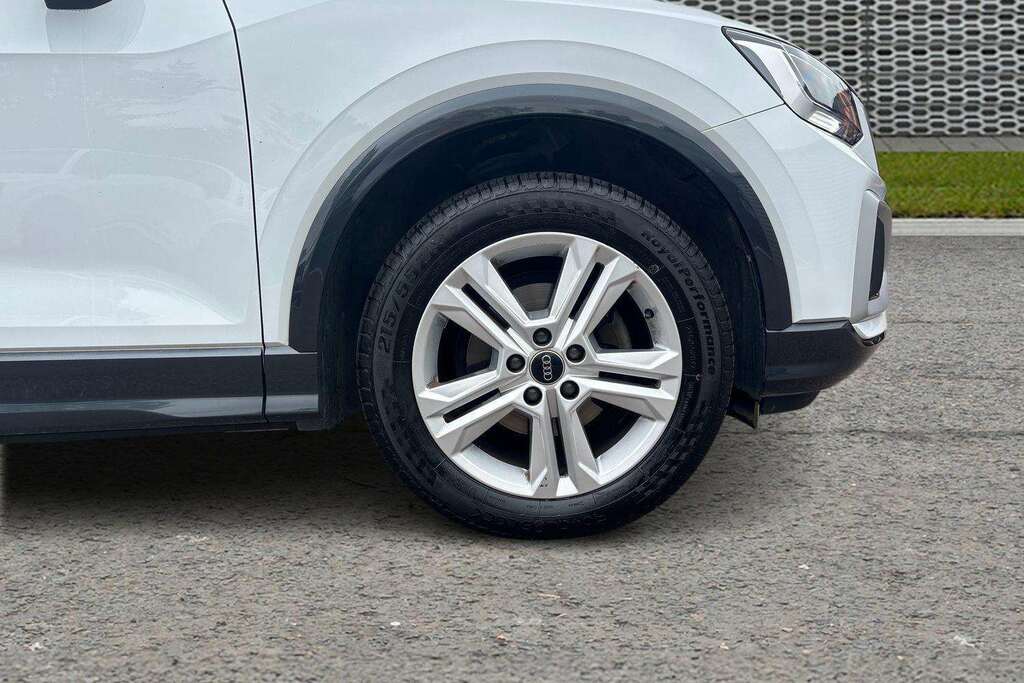 Audi Q2 35 Tfsi Sport S Tronic 2023 White #5