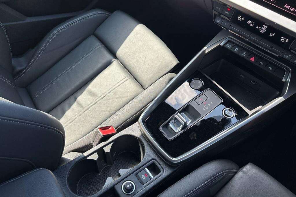 Audi A3 30 Tfsi Technik Silver #13
