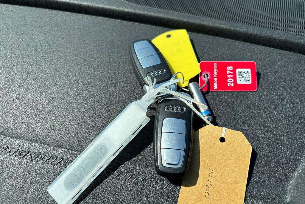 Audi A3 30 Tfsi Technik Silver #23