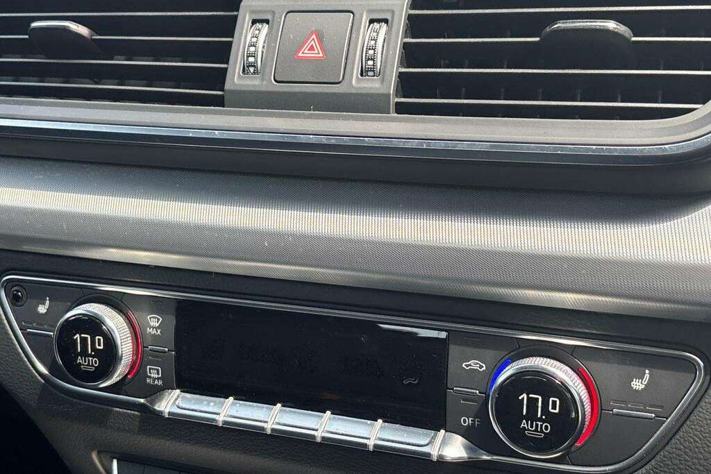 Audi Q5 Black #20