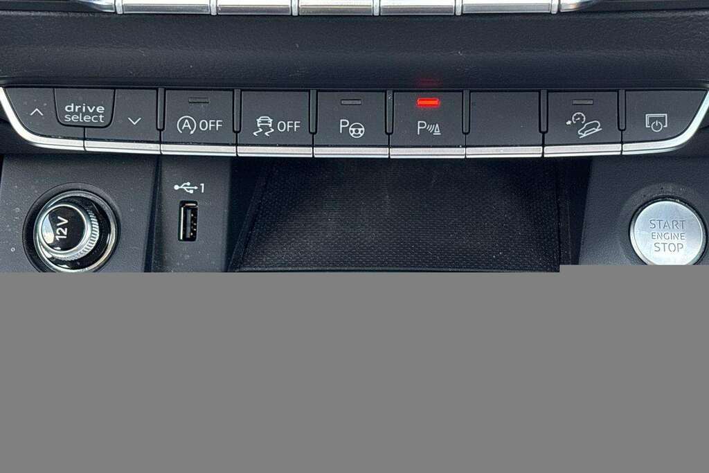 Audi Q5 Black #21