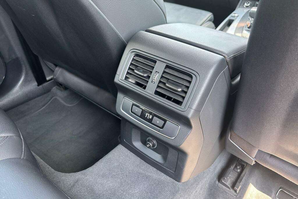 Audi Q5 Black #14