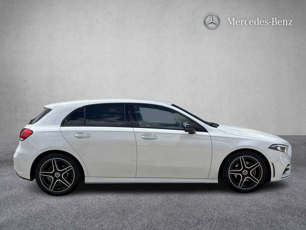 Mercedes-Benz A Class A180 Amg Line Premium 2023 KM72WZT White #2