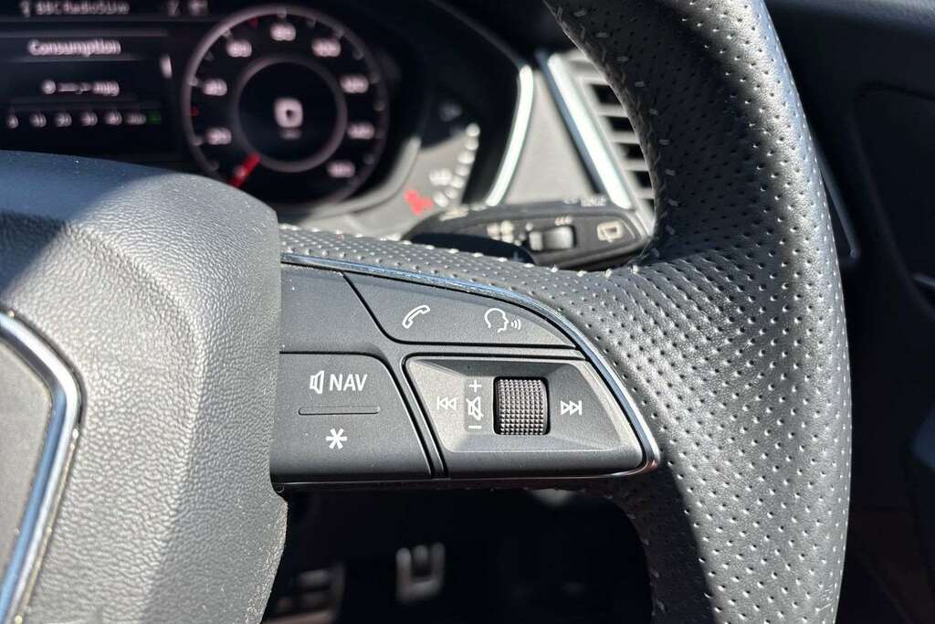 Audi Q5 S Line Grey #11