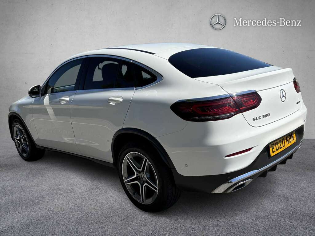 Mercedes-Benz GLC Class Glc 300 4Matic Amg Line 9G-tronic 2020 EO20NBN White #2