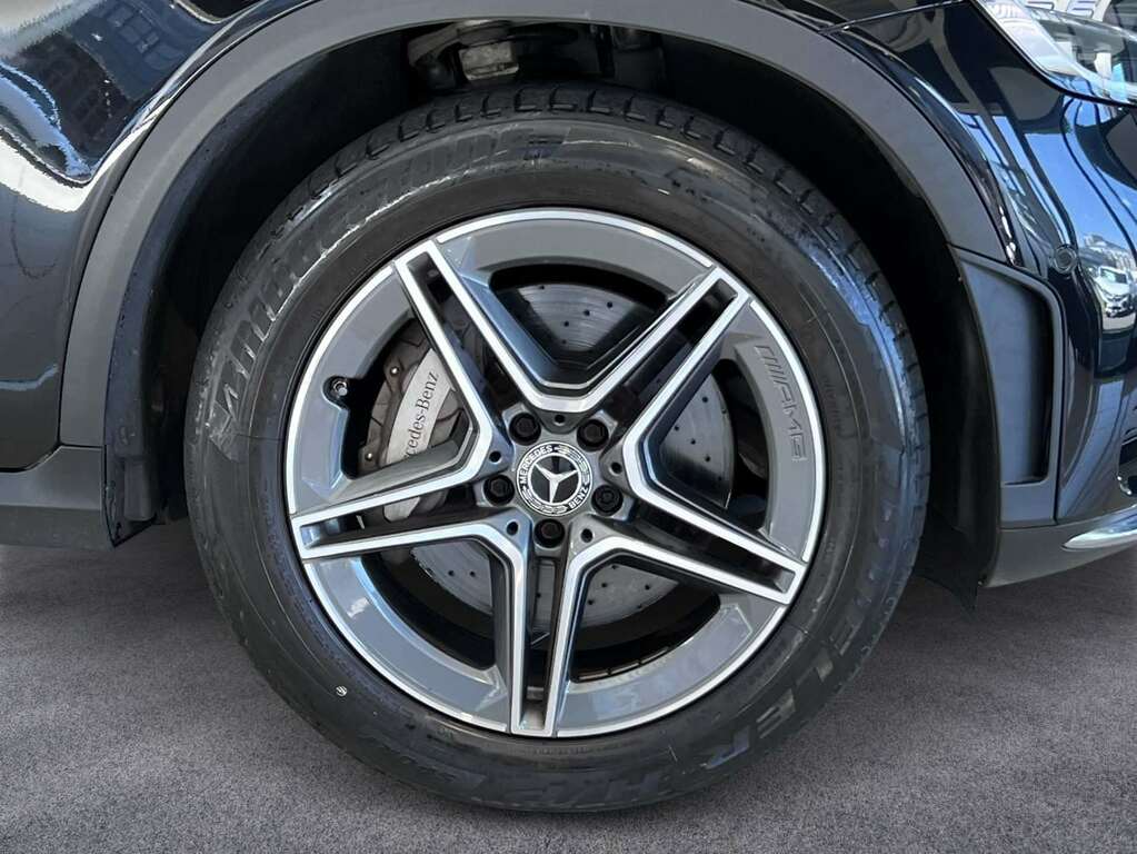 Mercedes-Benz GLC Class 300 4Matic Amg Line 9G-tronic 2020 Black #4