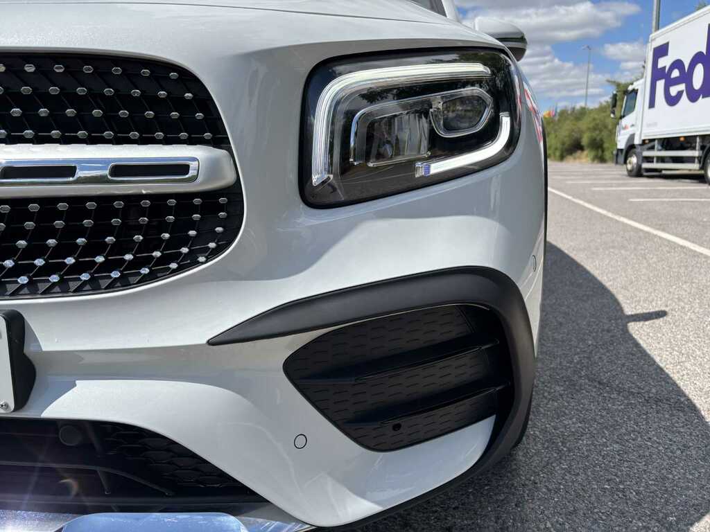 Mercedes-Benz GLB Class 200 Amg Line Premium 7G-tronic 2023 KP23WYC White #3