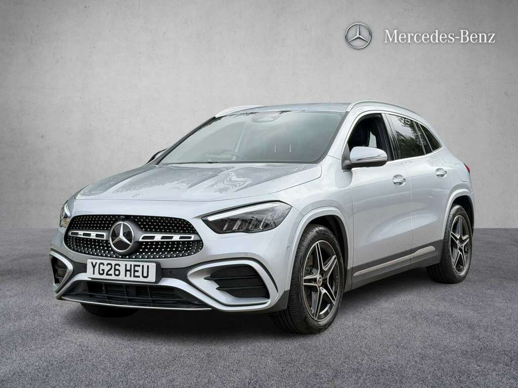 Mercedes-Benz GLA Class 200D Amg Line Executive 2026 Silver #6