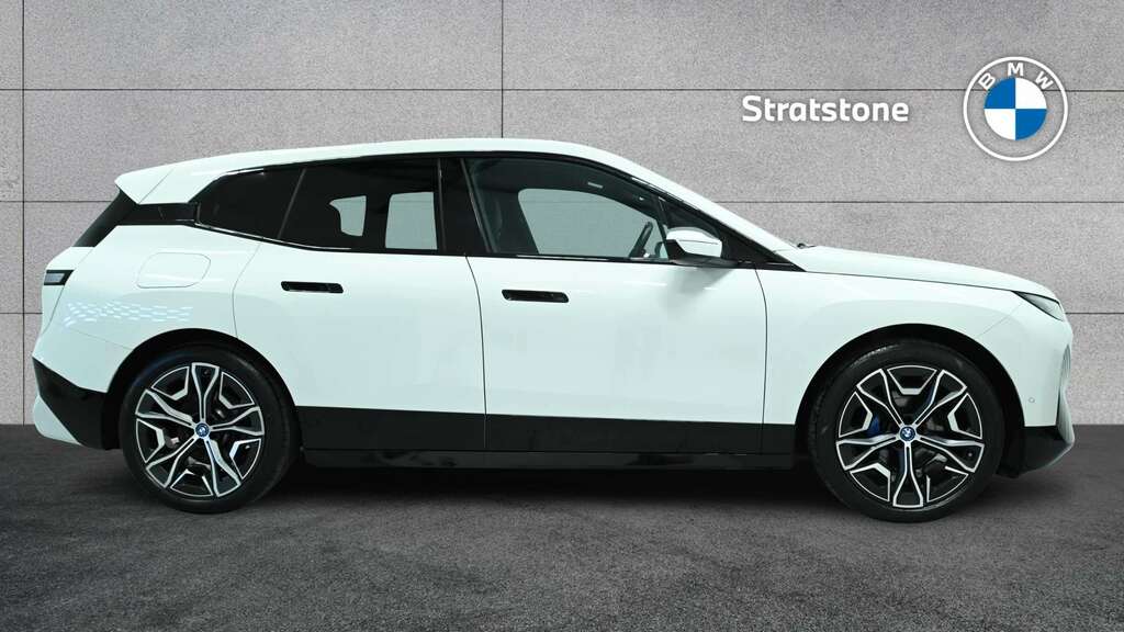 BMW iX 240Kw Xdrive40 M Sport Edition 76.6Kwh 20 White #3
