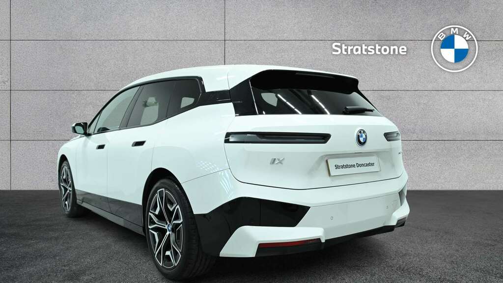 BMW iX 240Kw Xdrive40 M Sport Edition 76.6Kwh 20 White #2
