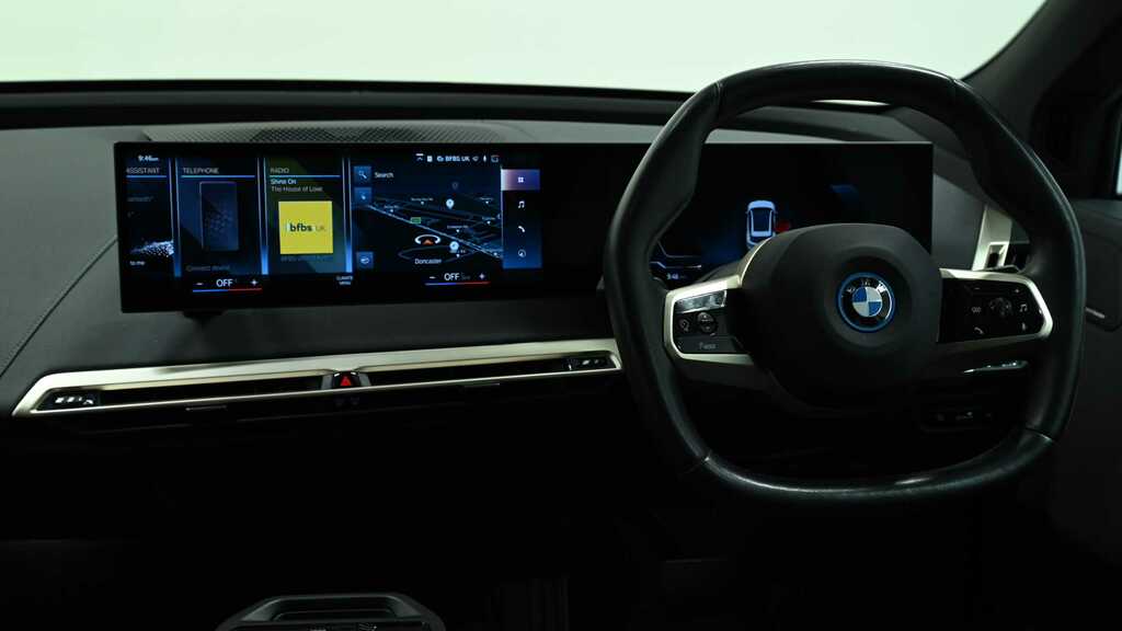 BMW iX 240Kw Xdrive40 M Sport Edition 76.6Kwh 20 White #5