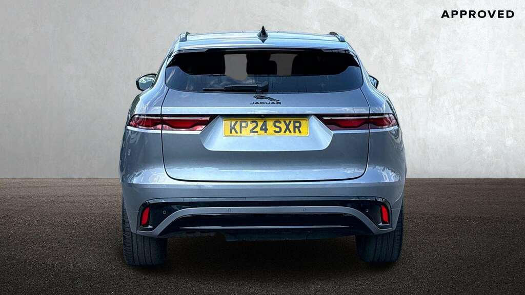 Jaguar F-Pace 2.0 D200 R-dynamic Hse Black Awd 2024 Grey #6