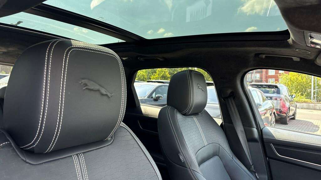 Jaguar F-Pace R-dynamic Se Black Black #21