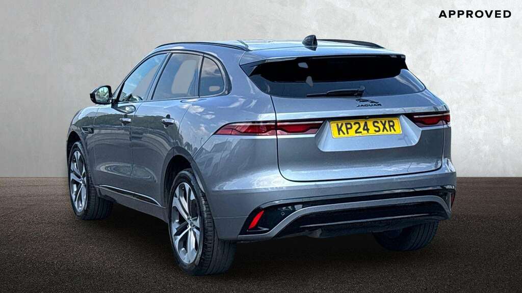 Jaguar F-Pace 2.0 D200 R-dynamic Hse Black Awd 2024 Grey #2