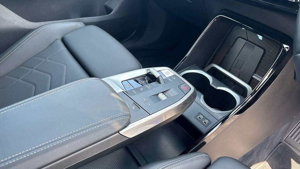 BMW X1 Xline White #11