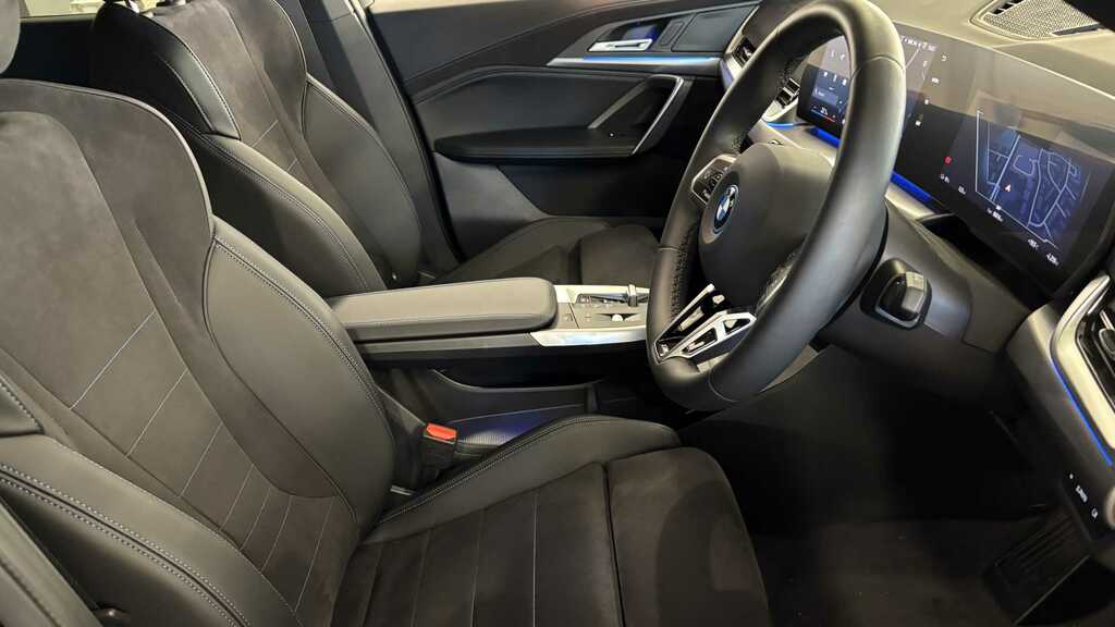 BMW iX2 Ix2 Xdrive30 Shadow Edition Black #4