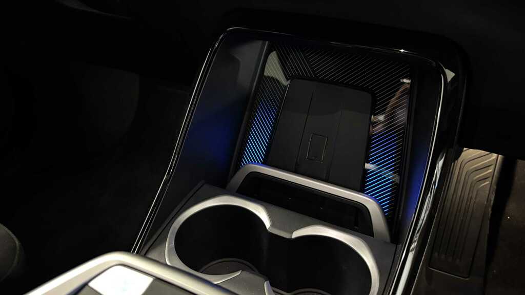 BMW iX2 Ix2 Xdrive30 Shadow Edition Black #14