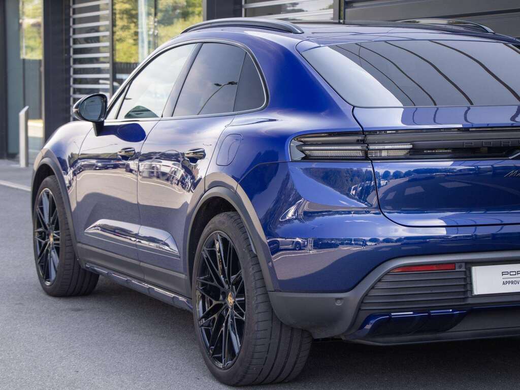 Porsche Macan S Pdk Black #11