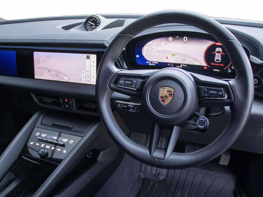 Porsche Macan S Pdk Black #24