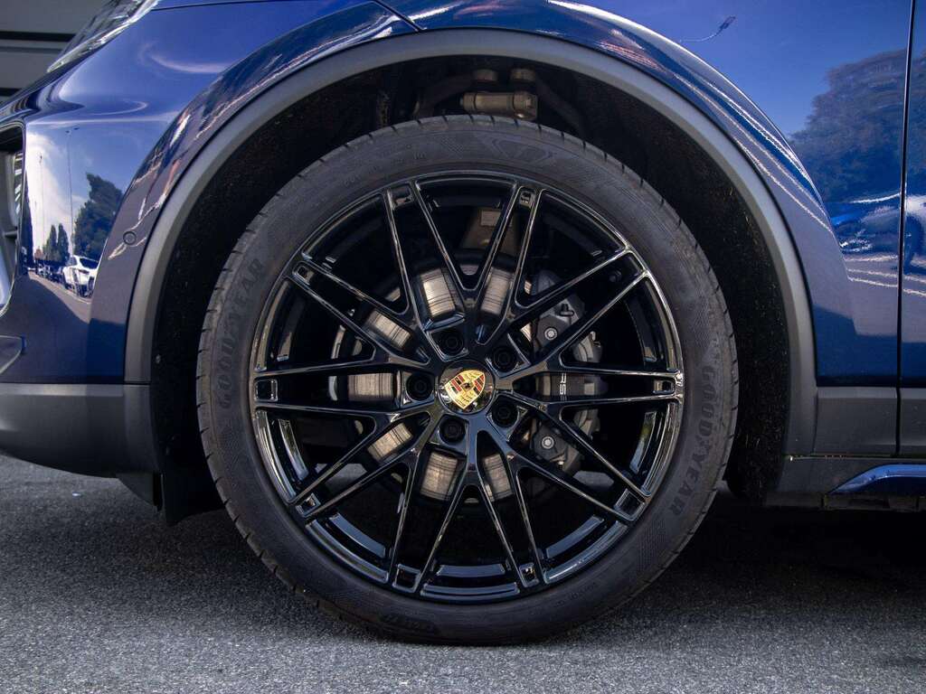 Porsche Macan 4 2024 Blue #4
