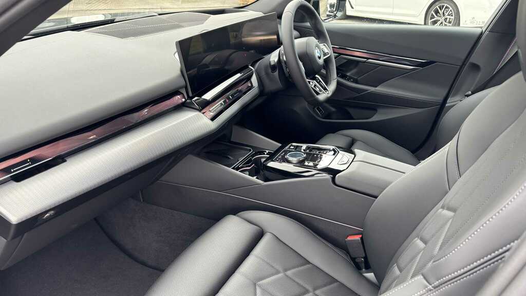 BMW 5 Series 520I M Sport Pro 2026 YD26LDH Black #6