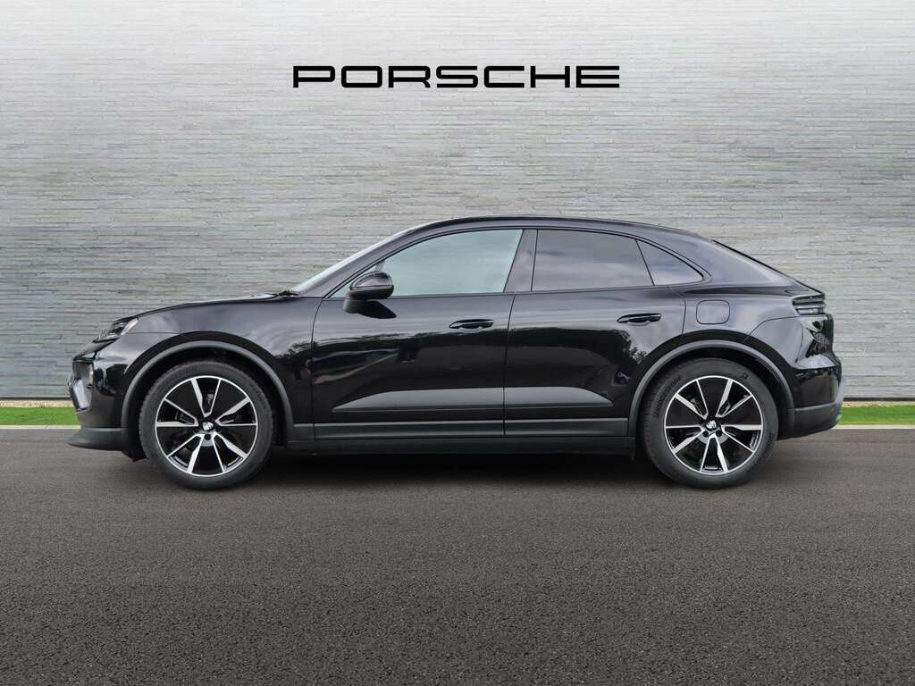 Porsche Macan 265Kw 100Kwh 2026 Black #5