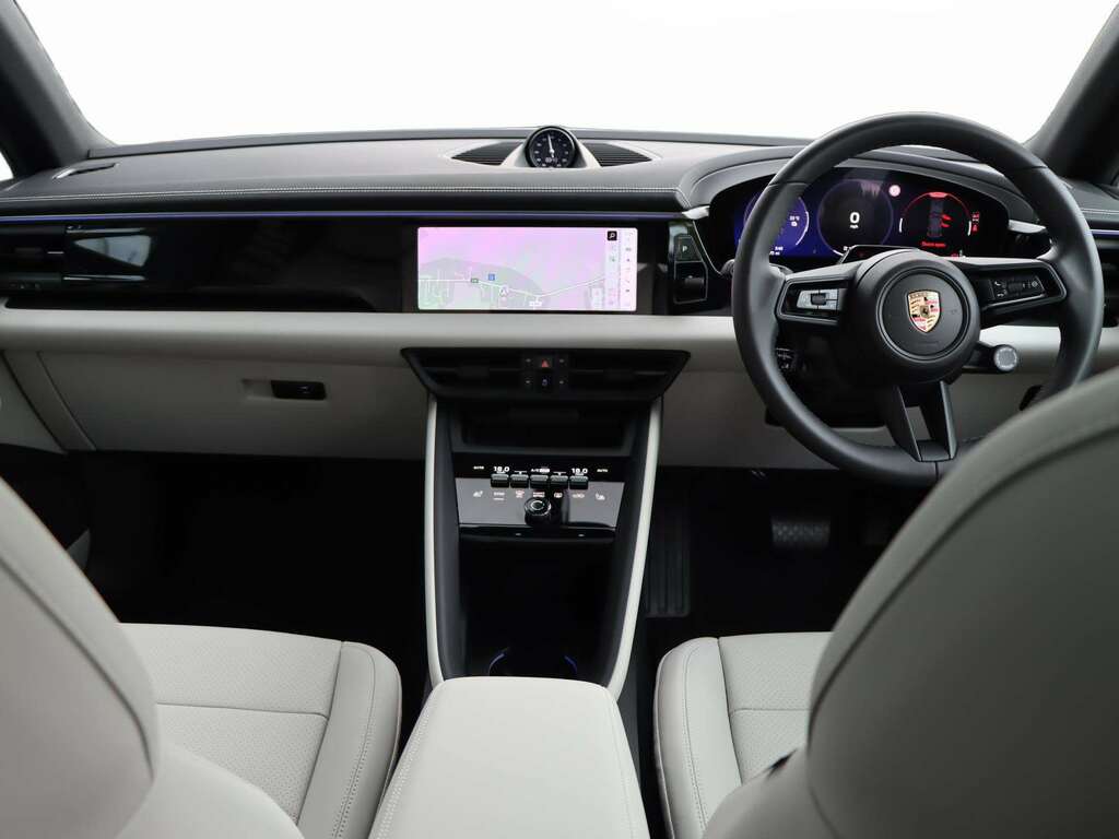 Porsche Macan Gts Pdk Green #27