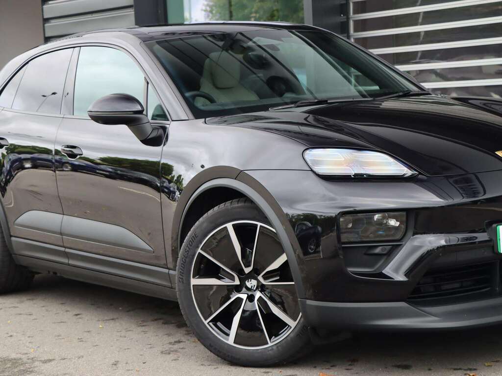 Porsche Macan Gts Pdk Green #30