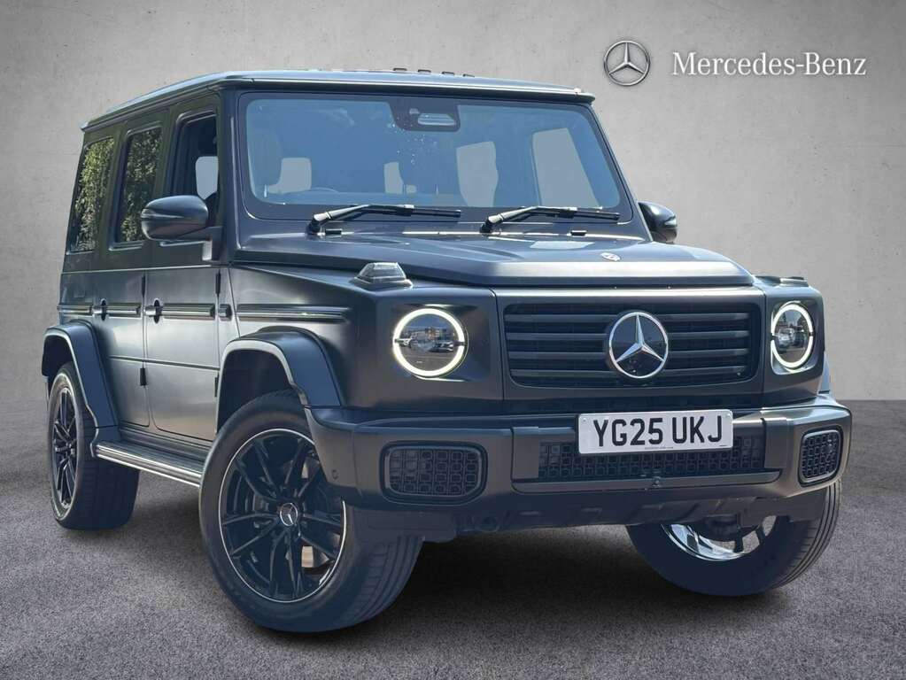 Mercedes-Benz G Class G500 Amg Line Premium Plus 9G-tronic 2025 Black