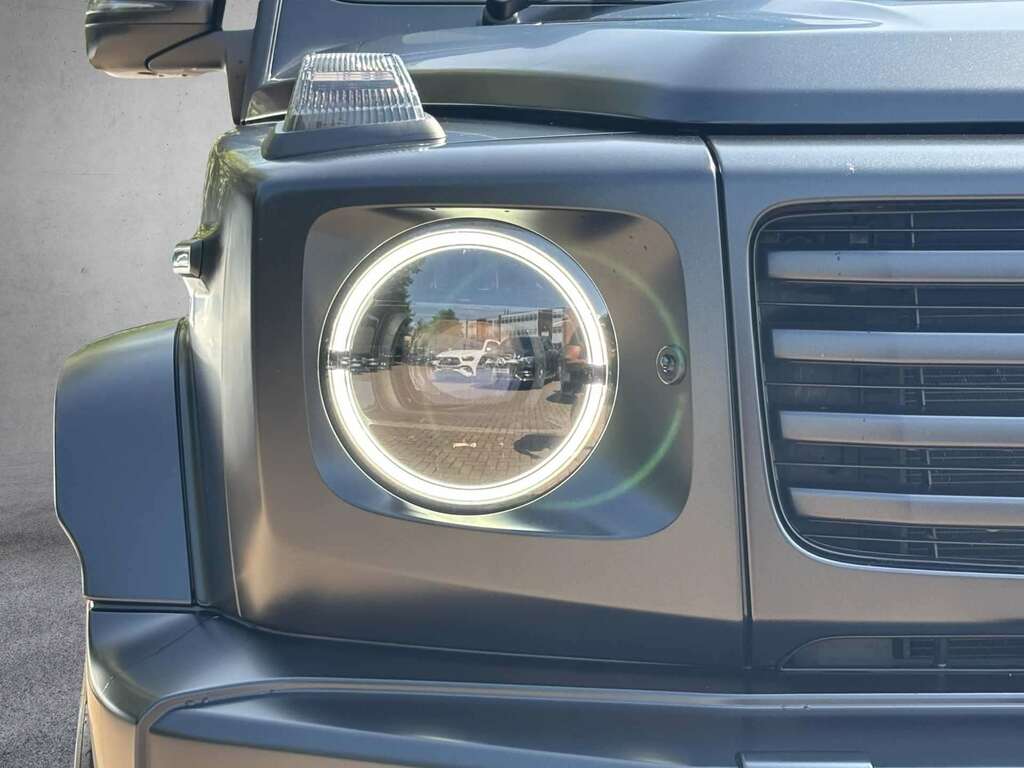 Mercedes-Benz G Class G500 Amg Line Premium Plus 9G-tronic 2025 Black #3