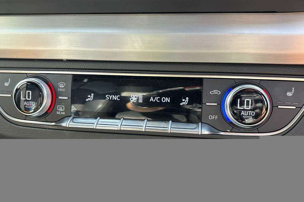 Audi Q5 Audi Q5 S Line Blue #22