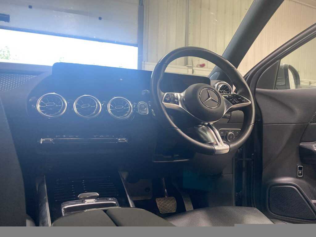 Mercedes-Benz EQA Eqa 250Plus Urban Edition Black #10