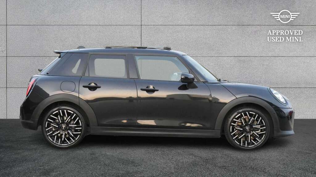 Mini Hatch 2.0 S Exclusive Level 2 2024 AK74CPV Black #2