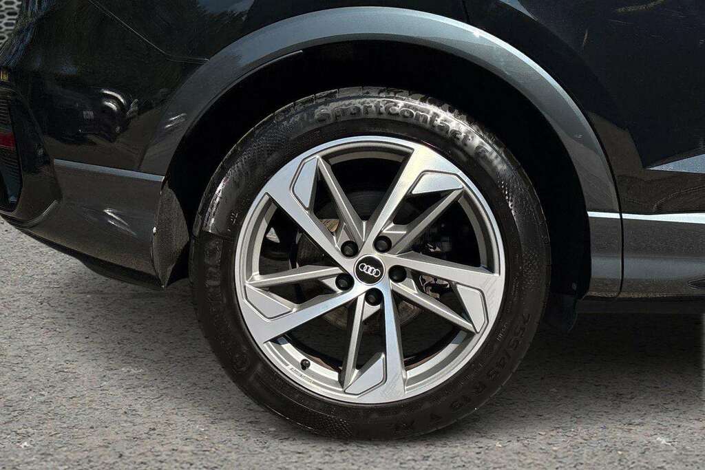 Audi Q3 35 Tfsi Black Edition 2023 DG23ZWS Black #4