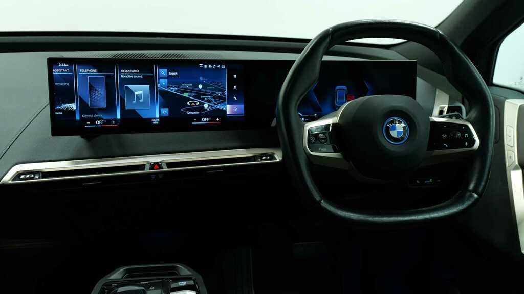 BMW iX 240Kw Xdrive40 M Sport 76.6Kwh 2022 Blue #4