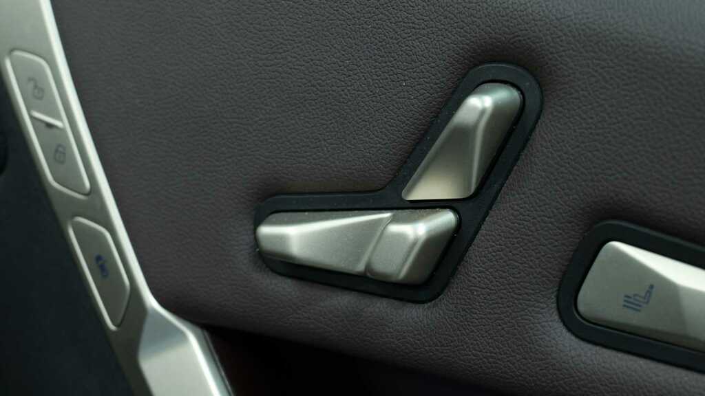 BMW iX M Sport Black #24