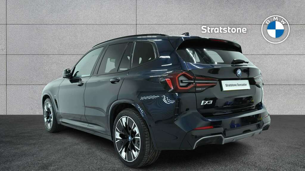 BMW iX3 210Kw M Sport Pro 80Kwh 2023 Black #2