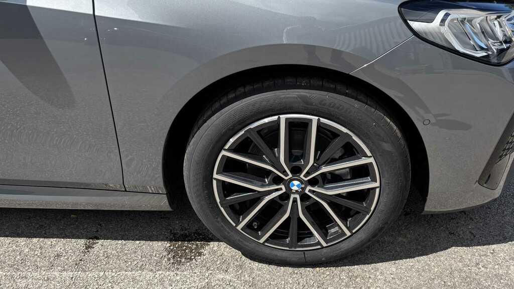 BMW 2 Series 220I Mht M Sport Dct 2026 Grey #4