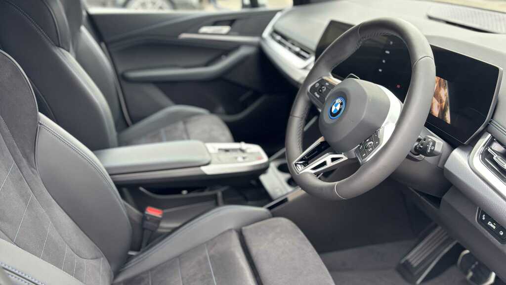 BMW 2 Series 225E Xdrive M Sport Dct 2026 YK26SHO White #3