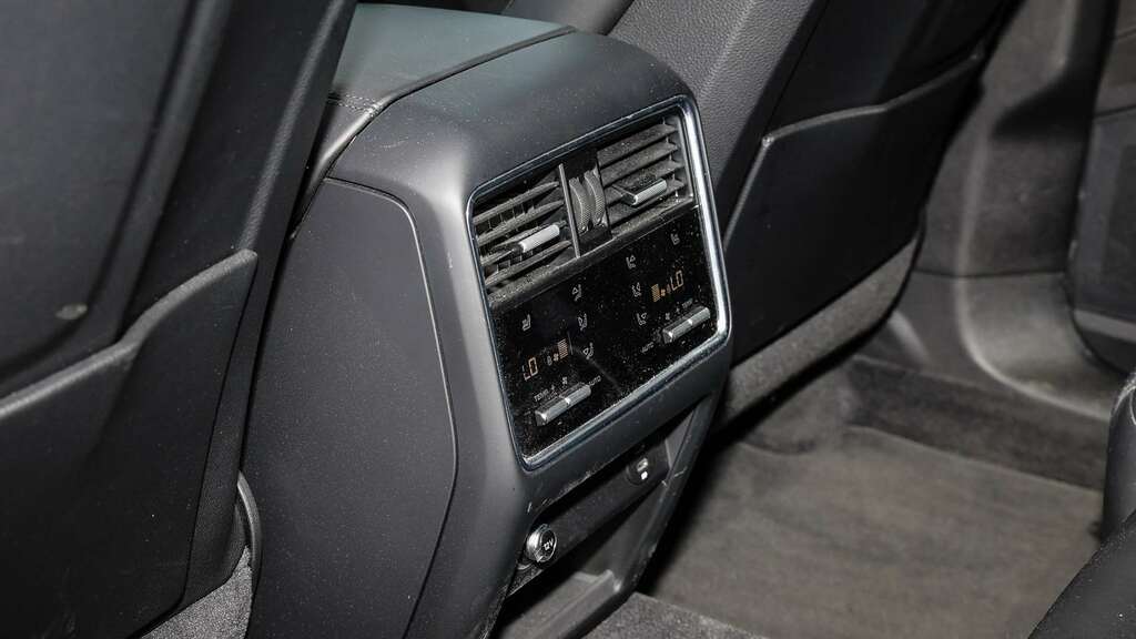 Porsche Cayenne E-hybrid Platinum Edition Tiptronic S Black #12