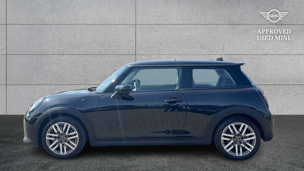 Mini Hatch 2.0 S Classic 2024 Black