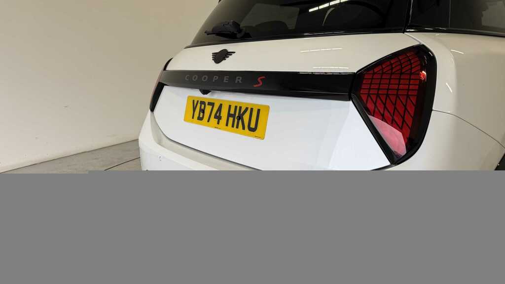 Mini Hatch 2.0 S Sport Level 3 2024 YB74HKU White #5