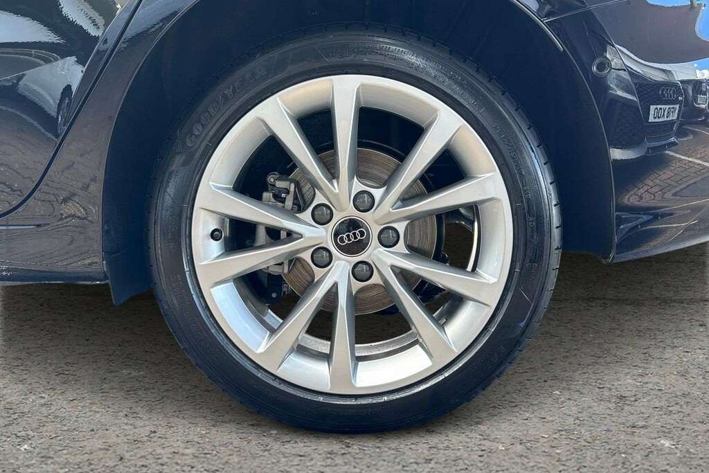 Audi A3 1.5 Tfsi E 204 Sport S Tronic 2026 DN26MKX Black #4