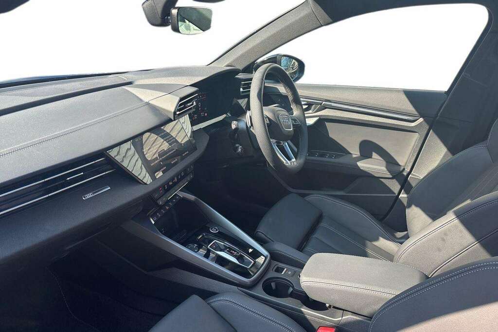 Audi A3 1.5 Tfsi 150 Black Edition S Tronic 2026 MW75YRZ  #2