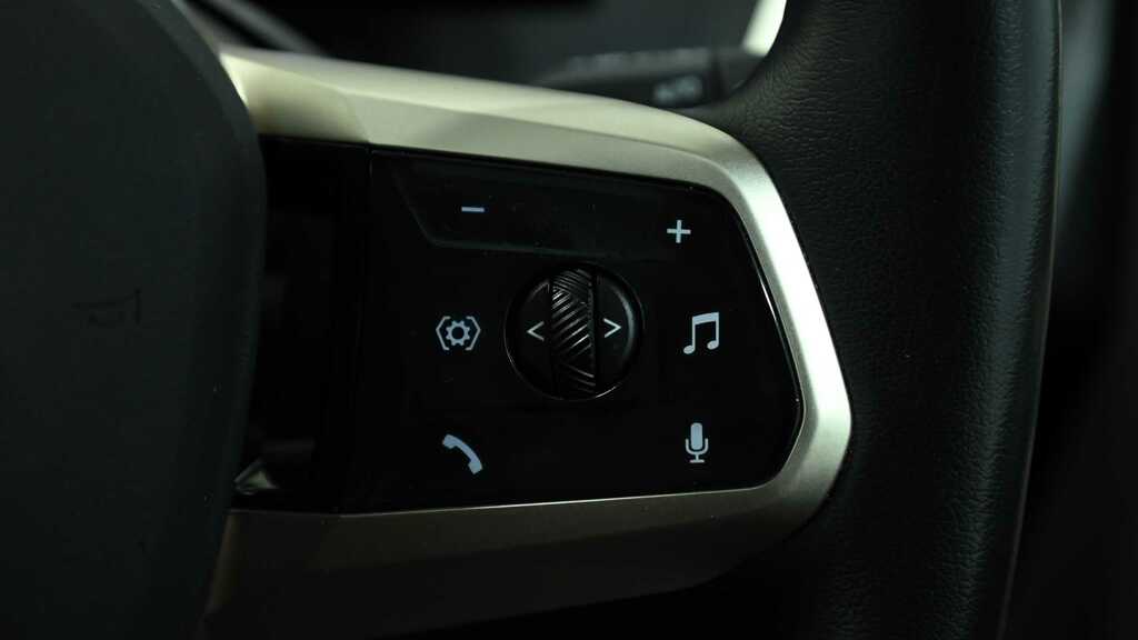 BMW iX Sport Edition White #11