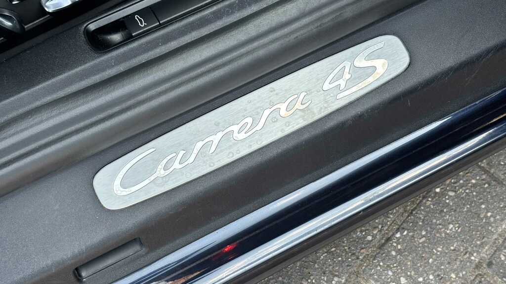 Porsche 911 Carrera 4S Blue #25
