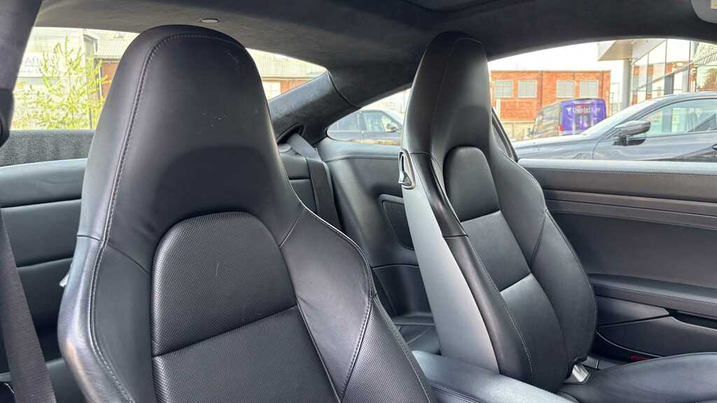 Porsche 911 Carrera 4S Blue #17